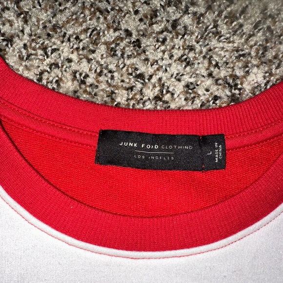 NWT Chiefs crop top women’s Large - Picture 2 of 3